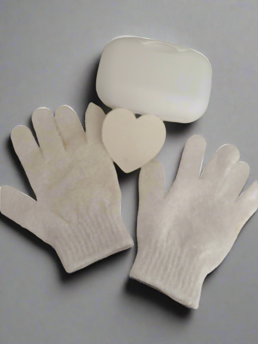 Exfoliating Gloves, Sponge + Soap Case