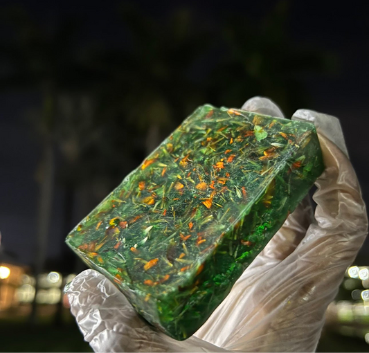 JadaKiss Aloe Bar